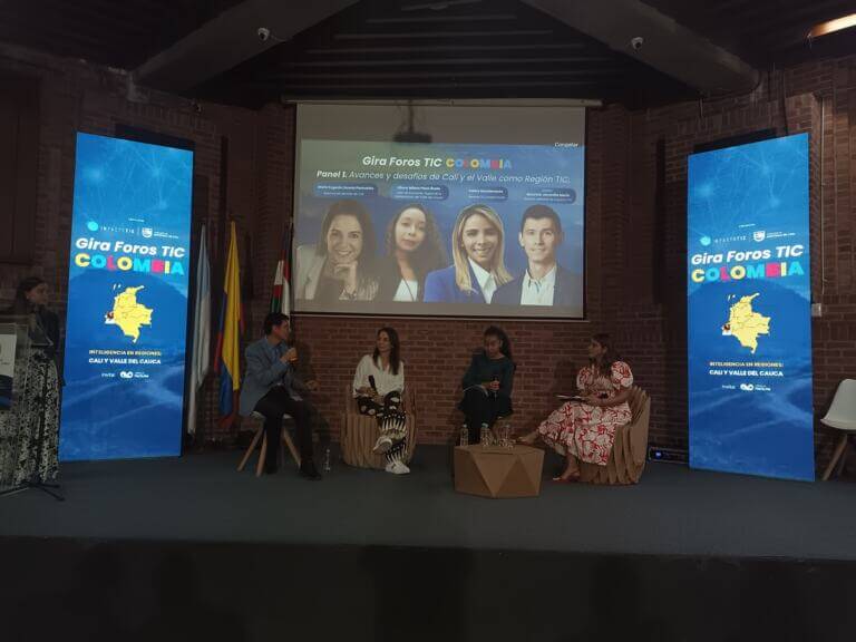 Protagonistas del panel ‘Avances y desafíos de Cali y el Valle del Cauca como región TIC’ un espacio de la Gira Foros TIC Cali donde el sector TIC del Valle demostró sus logros y desafíos.