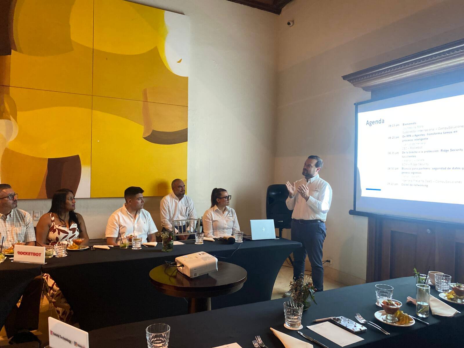 Alianzas estratégicas para consolidar el ecosistema tecnológico