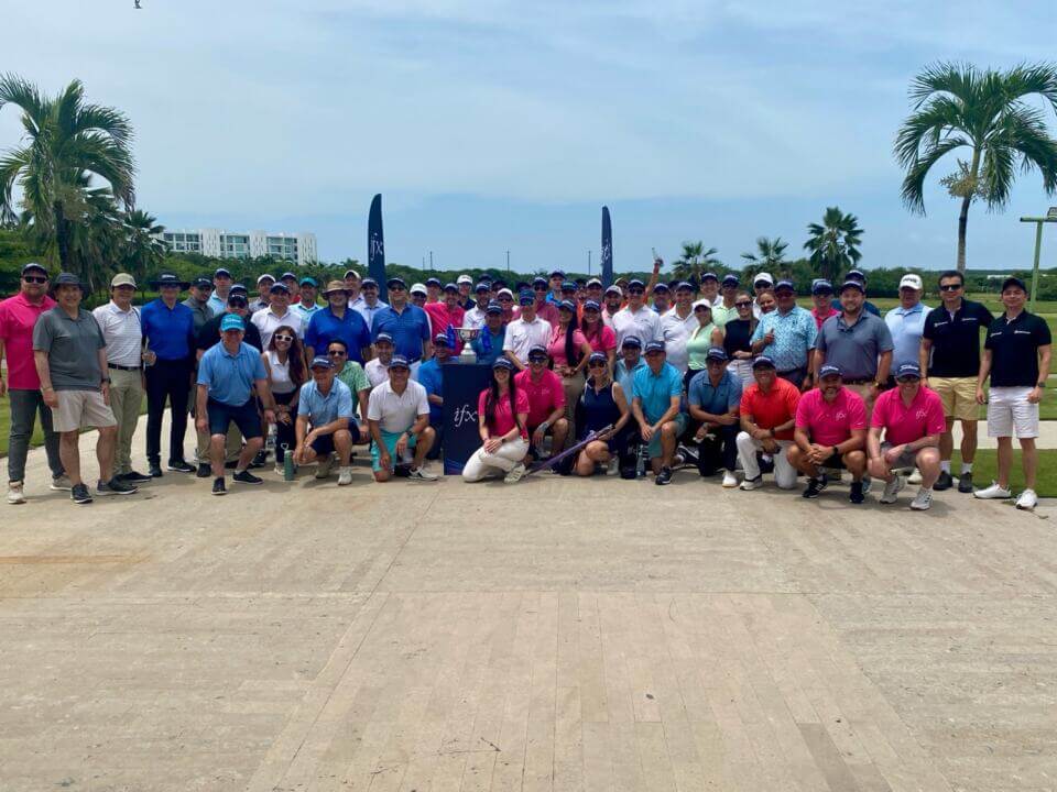 Torneo de Golf IFX: un hoyo en uno en negocios en ANDICOM 40