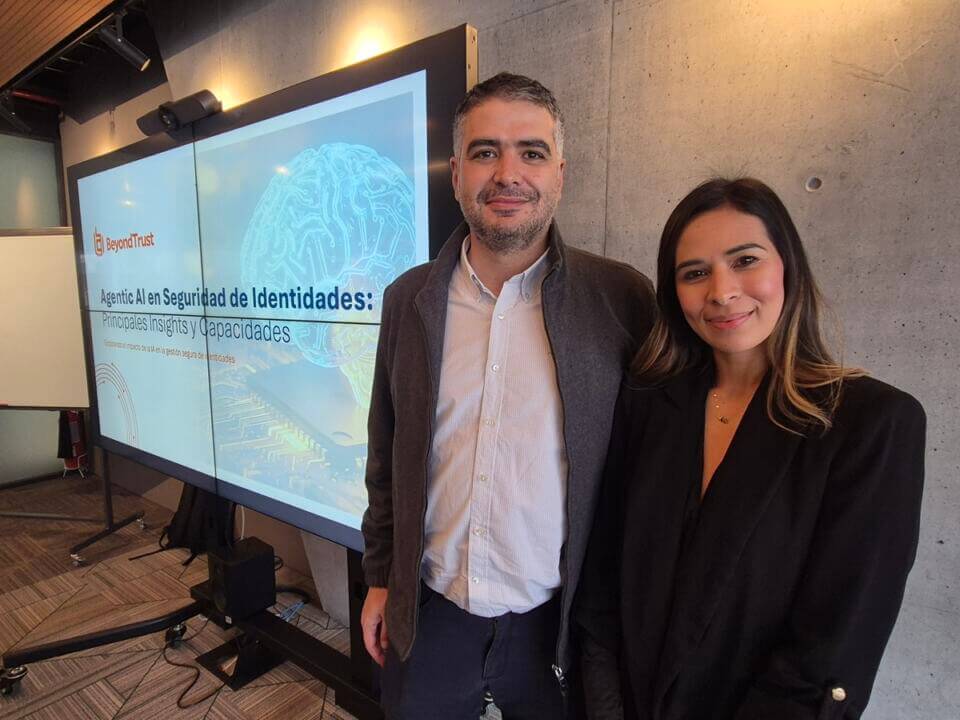 Mateo Díaz y Kelly Quintero de BeyondTrust explican el panorama y desafíos de la gestión de identidades no humanas (NHI), un reto que demanda el uso de IA.