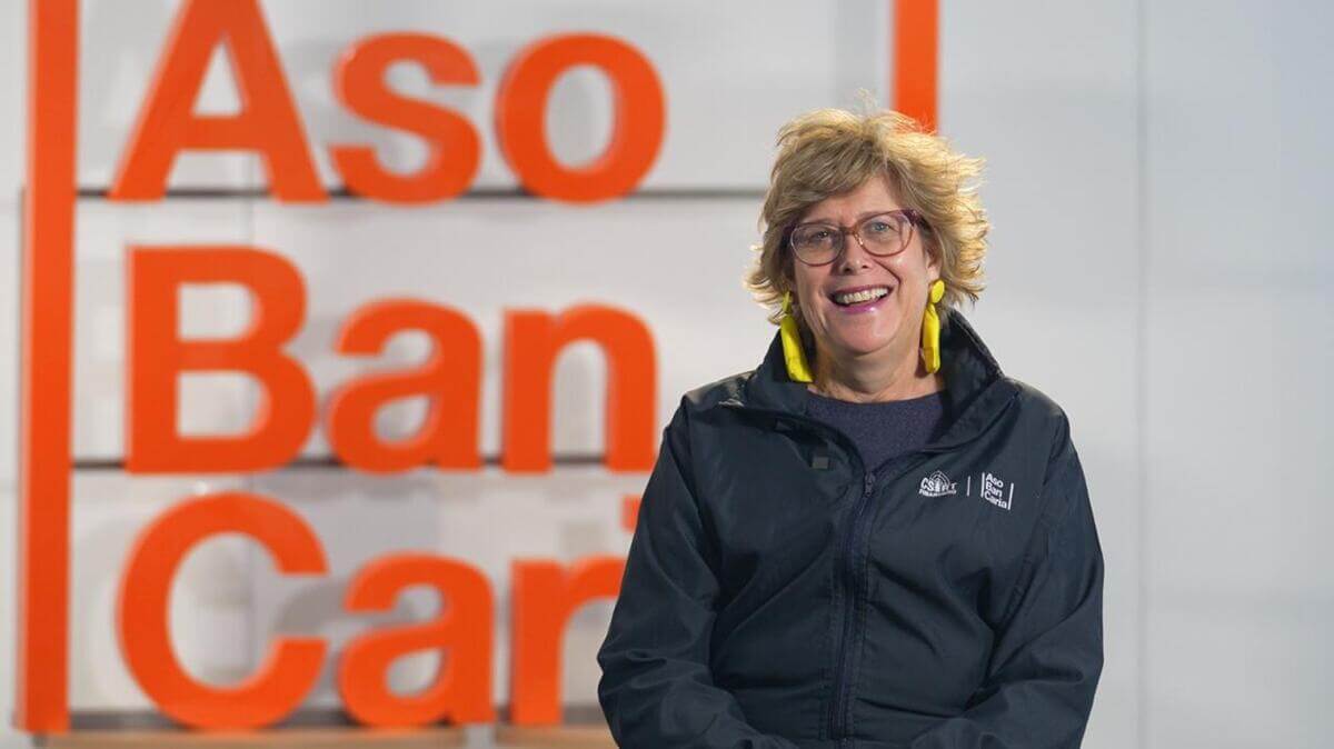 Mónica María Gómez Villafañe, habló del proceso de innovación que llevó a Asobancaria a obtener dos premios en el Digital Innovation Award Club 2025