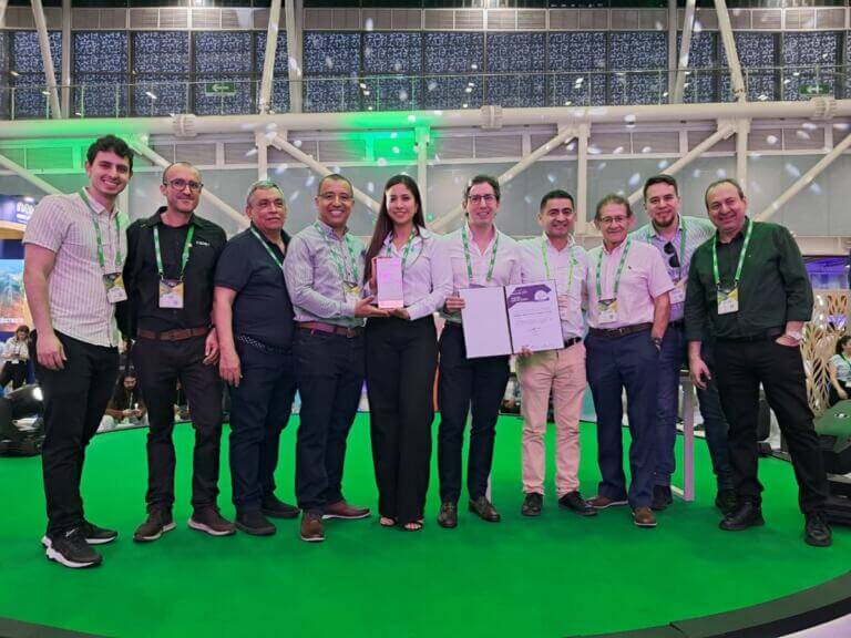 Univalle recibe el Premio FISE 2025 por transformador inteligente