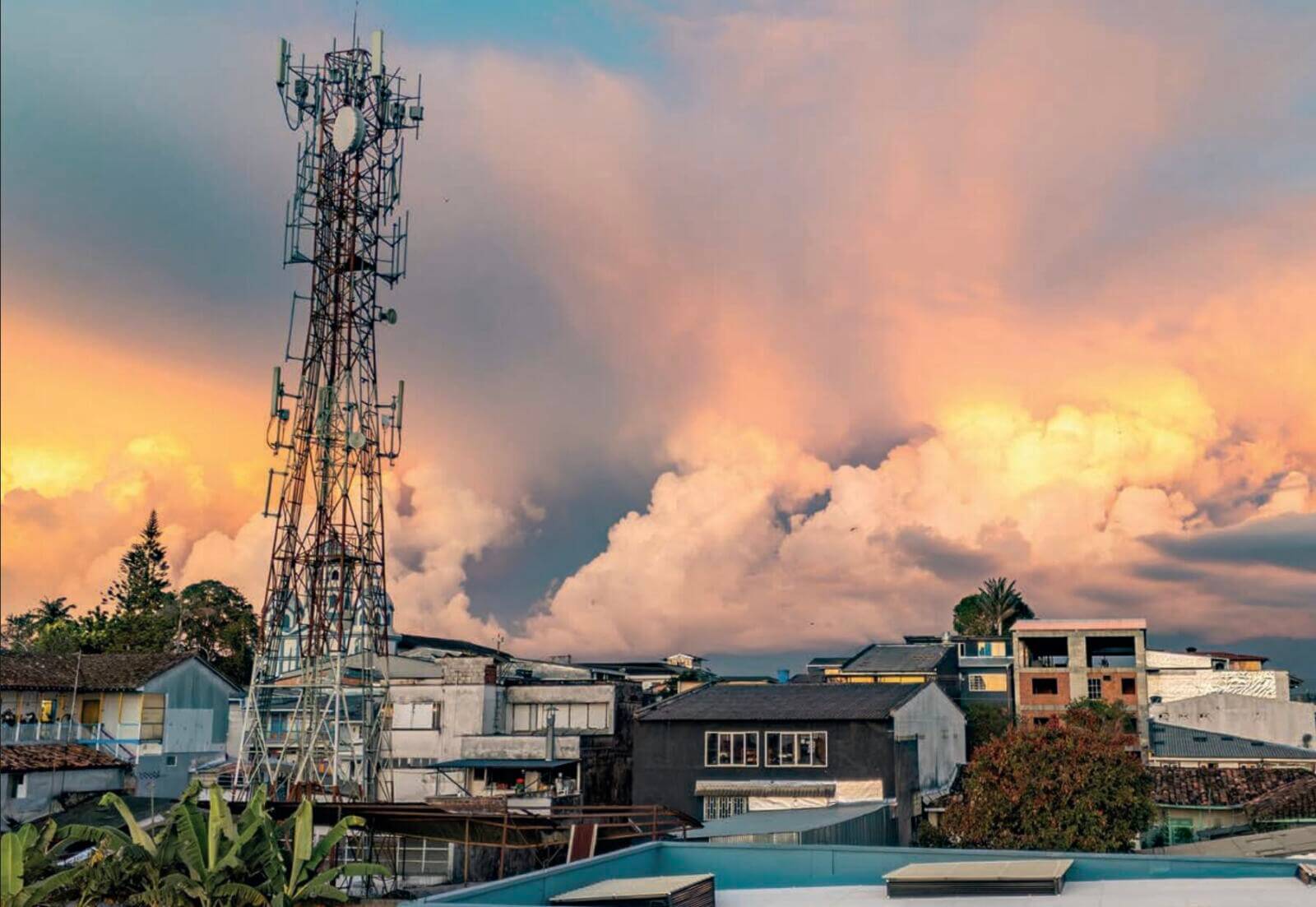 Conectividad digital en Colombia: informe de la OCDE 2024