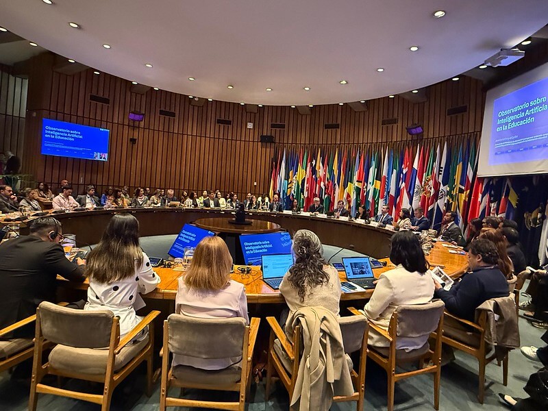 Lanzamiento del Observatorio de Inteligencia Artificial en Educación para América Latina y el Caribe
