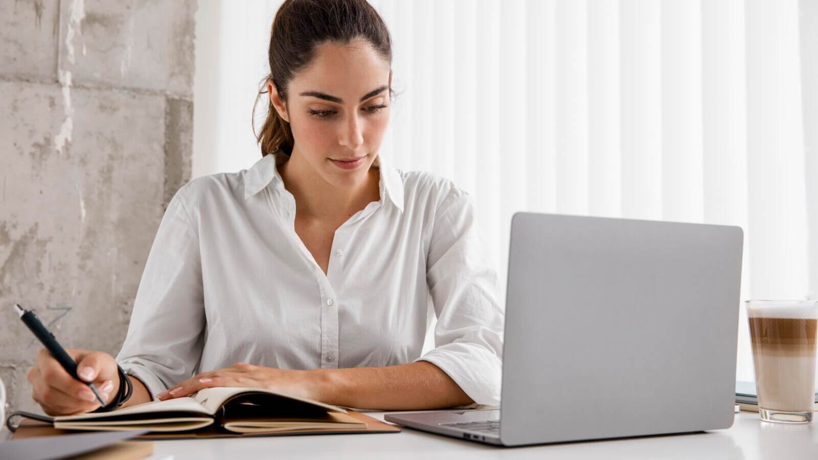 Cursos virtuales Sena mujeres: abren talleres en áreas tech
